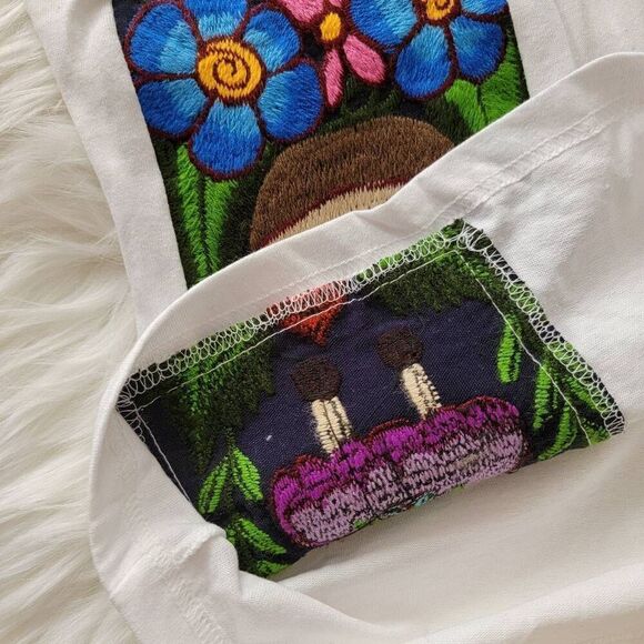 Mexican Frida Kahlo T-Shirt for Woman - Picture 3 of 3